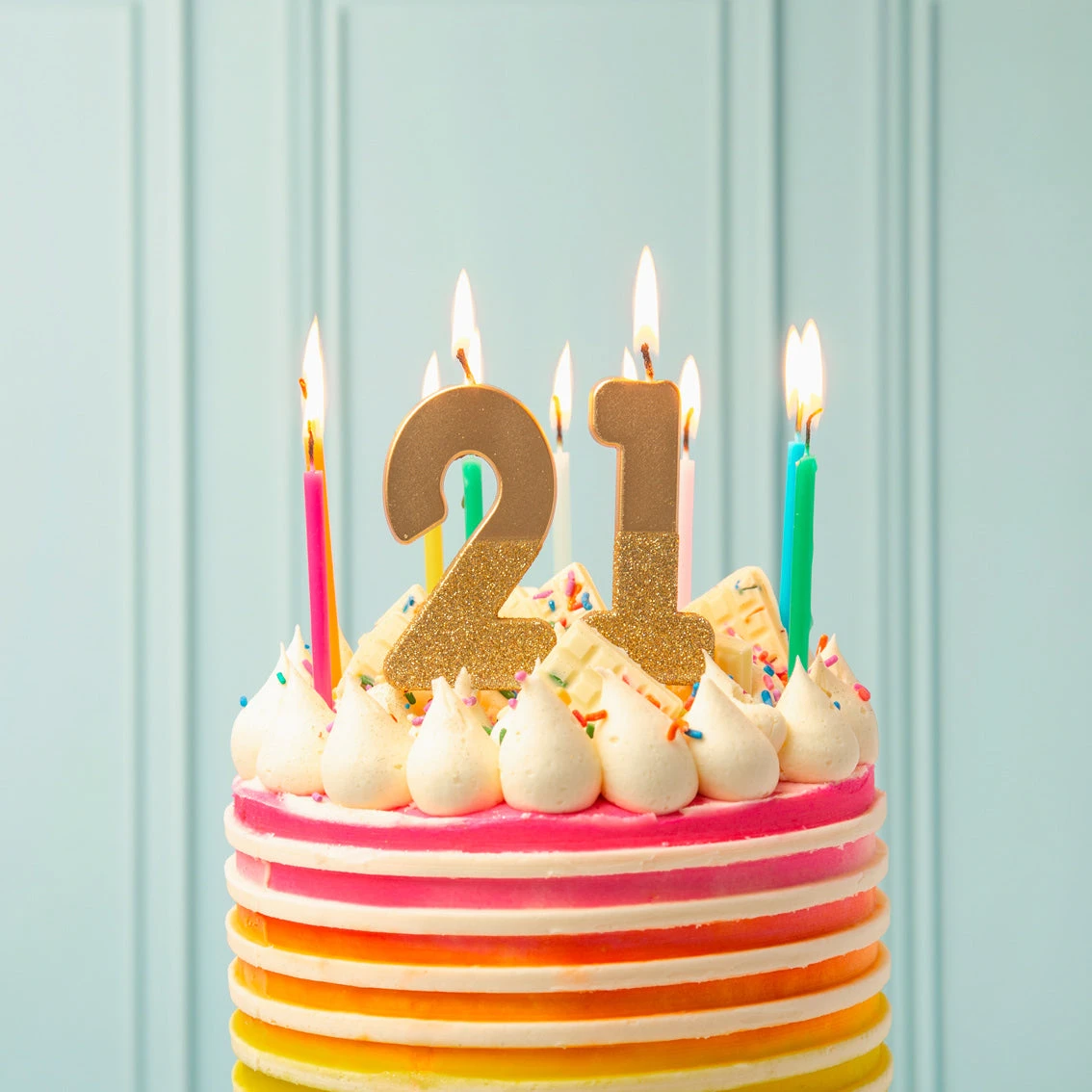 We Heart Birthdays Gold Glitter Number Candle 2 3 We Heart Birthdays Gold Glitter Number Candle 2 - Image 3