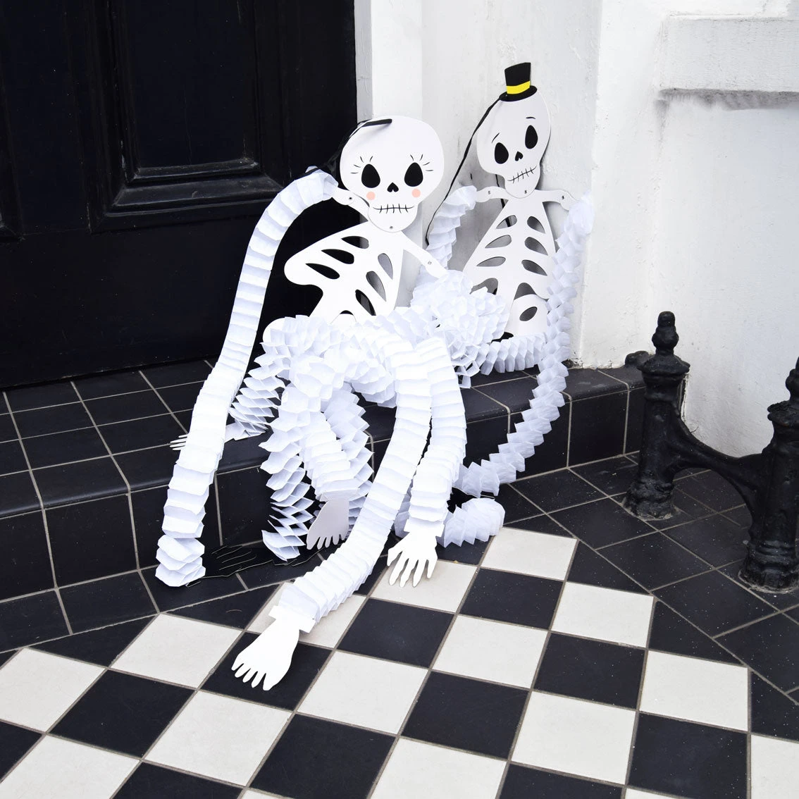 Halloween Skeleton Paper Honeycomb Hanging Decorations - 2 Pack 7 Halloween Skeleton Paper Honeycomb Hanging Decorations - 2 Pack - Image 7